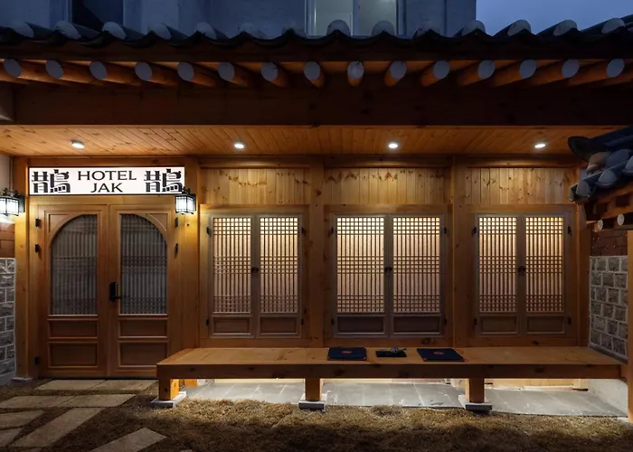 Insadong By Anook Hotel *