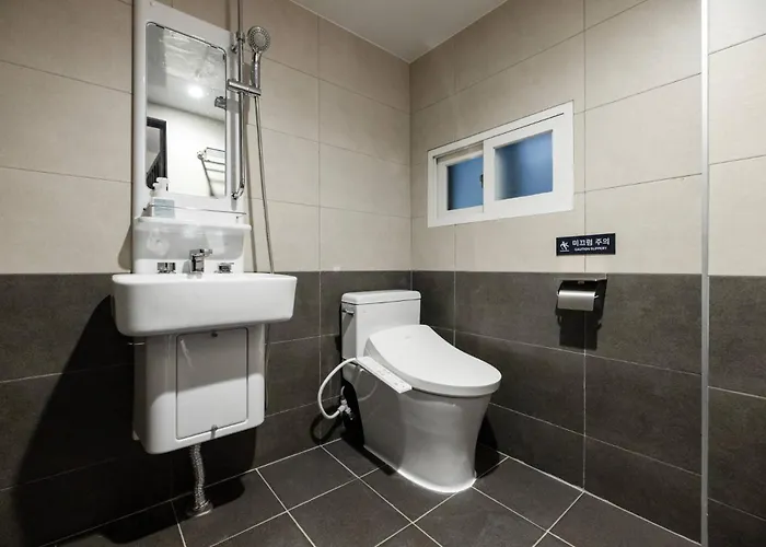 Insadong By Anook Hotel *